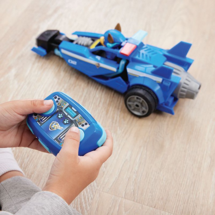 Tlapková patrola ve velkofilmu auto s figurkou Chase na dálkové ovládání