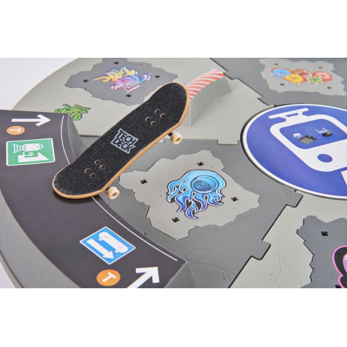Tech Deck fingerboard Xconnect otáčivý skate park