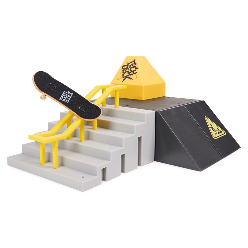 Tech Deck Xconnect skatepark Mafia Pyramid Shredder Almost