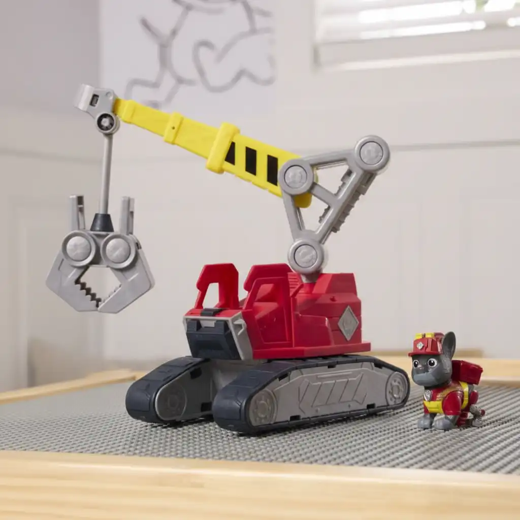 Podržite dječju maštu u stvaranju vlastitih građevinskih priča.