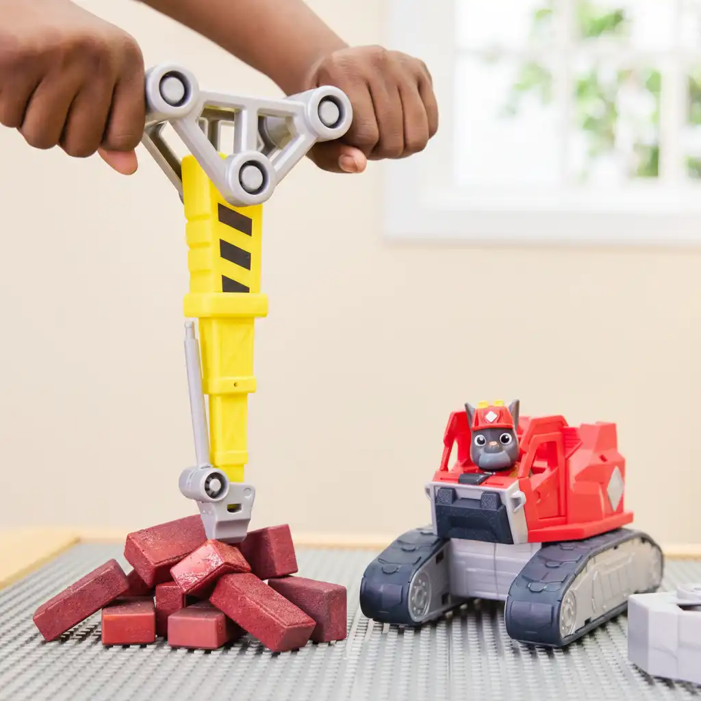 Razvijajte finu Motor zahvaljujući jednostavno izmjenjivim alatima.